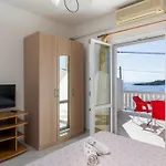 Apartments More דירה