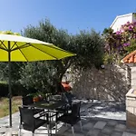 Apartments More דירה מולונאט
