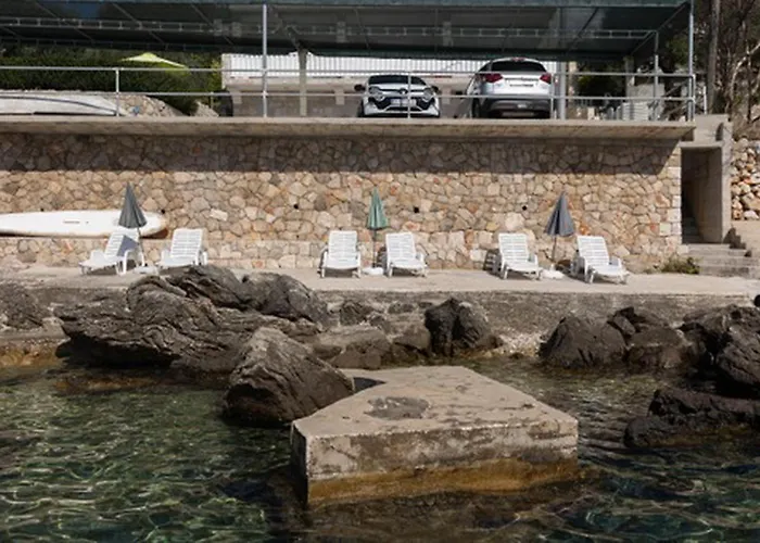 Daire House Rasica Molunat